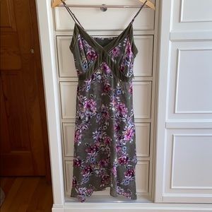 Floral velvet material dress